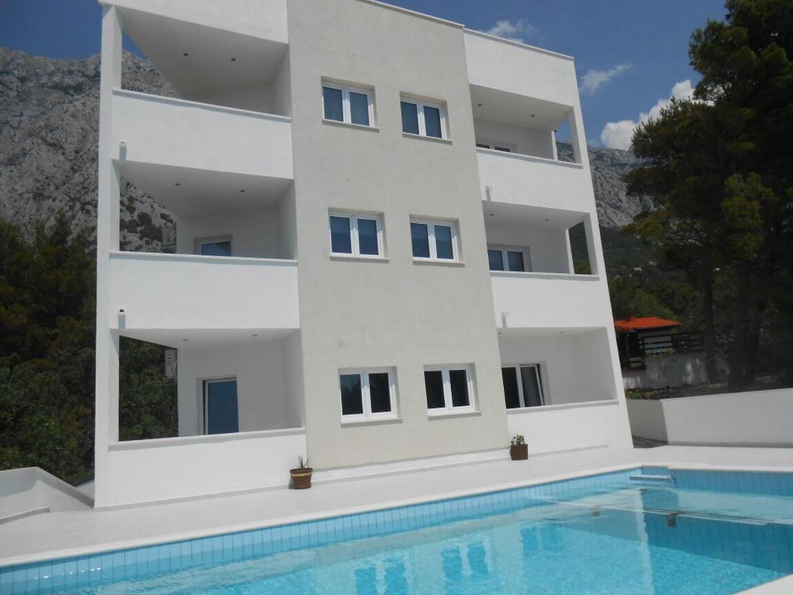 Sunny Biokovo Apartments Башка-Вода Экстерьер фото